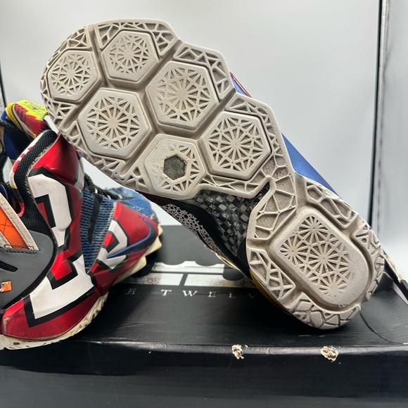 Nike Lebron XII 12 SE WTL What The Lebron James Multicolor Phantom MTLC Cacao 10 - Picture 7 of 14